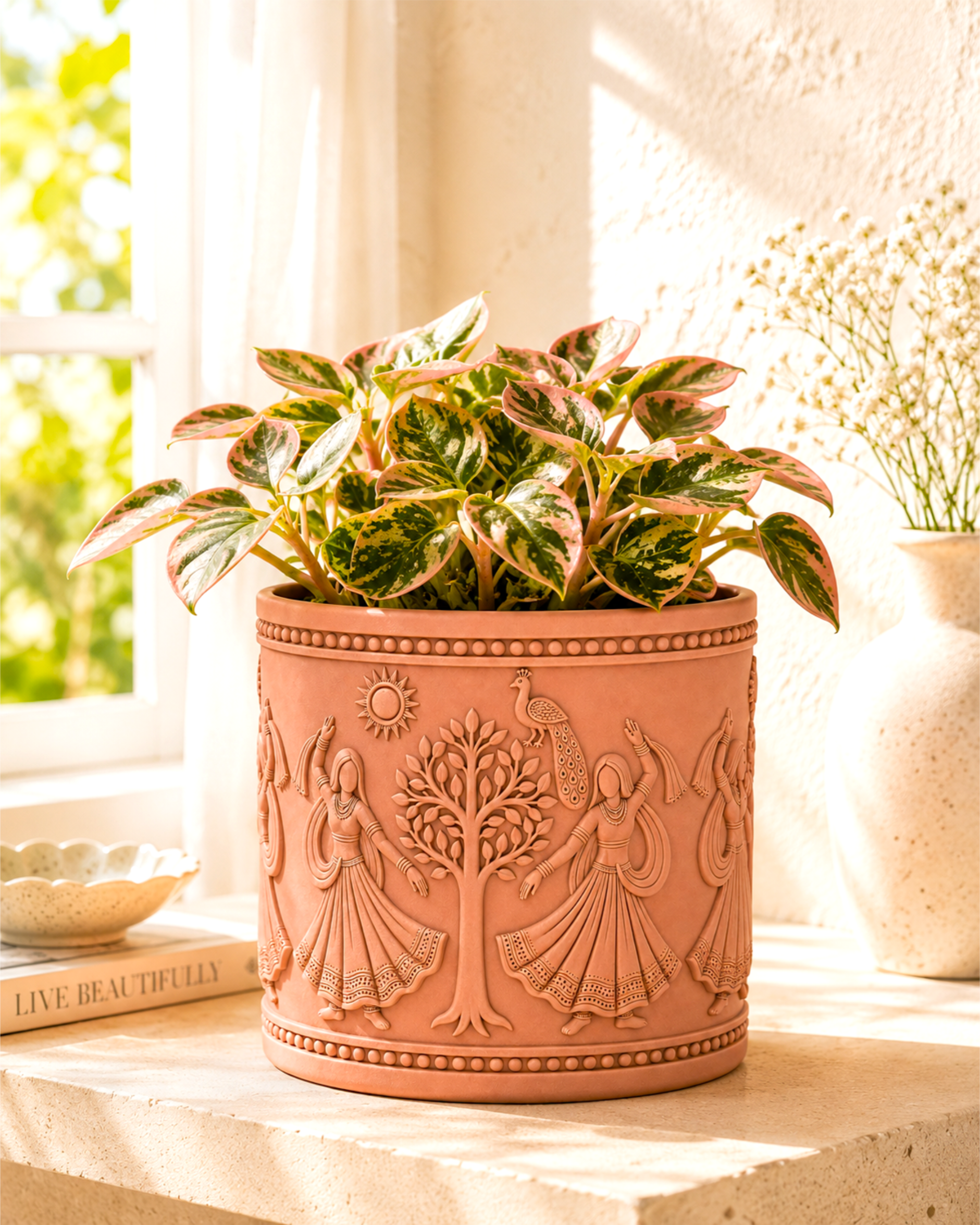 Ghoomar Planter